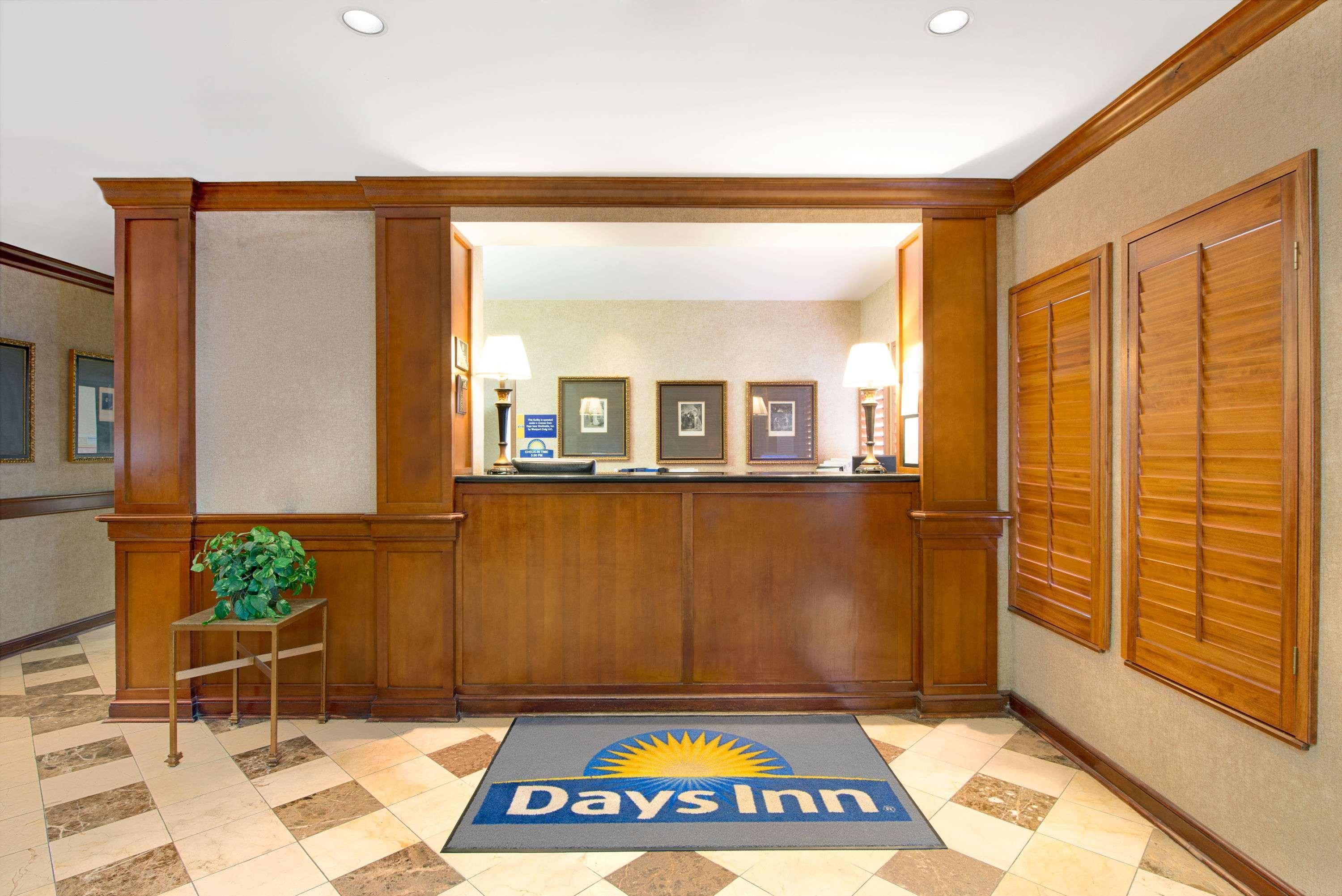 Days Inn By Wyndham St. Louis/Westport Mo Maryland Heights Esterno foto