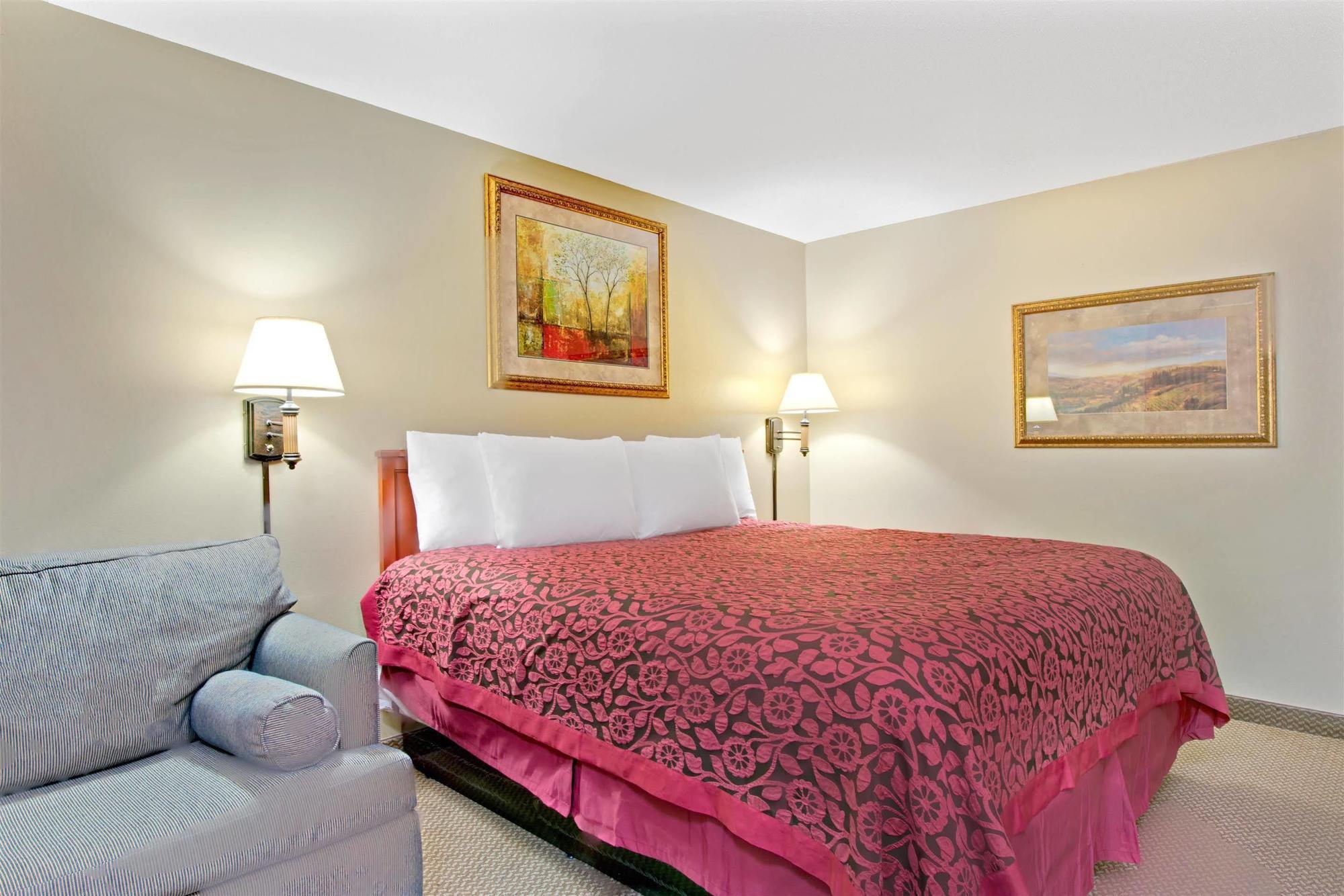 Days Inn By Wyndham St. Louis/Westport Mo Maryland Heights Esterno foto